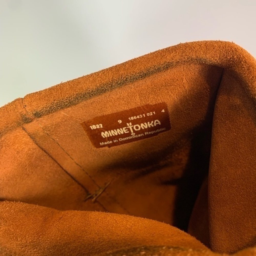 Minnetonka 3-Layer Fringe Boots - Picture 10 of 11